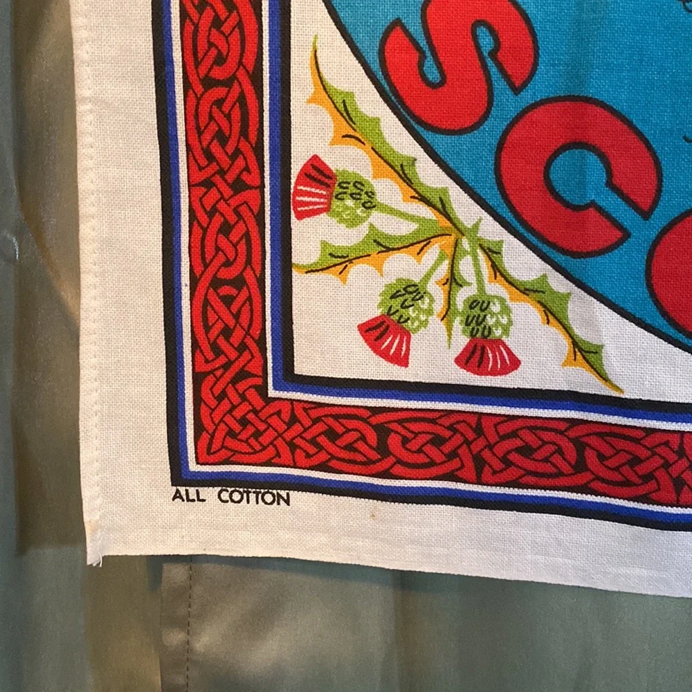 Scotland souvenir hand tower vintage cotton
